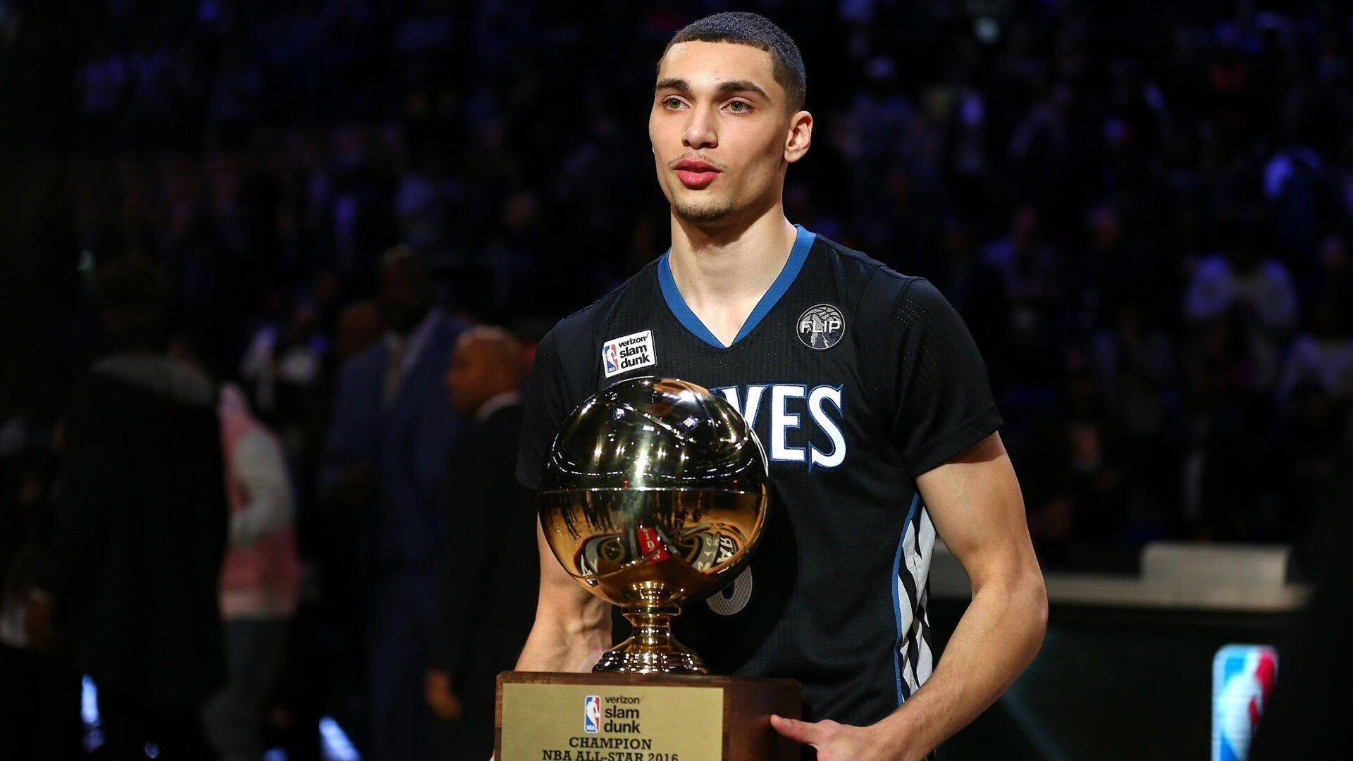 重返赛场引爆全场！Rookie意外战胜RNG气势如虹延续