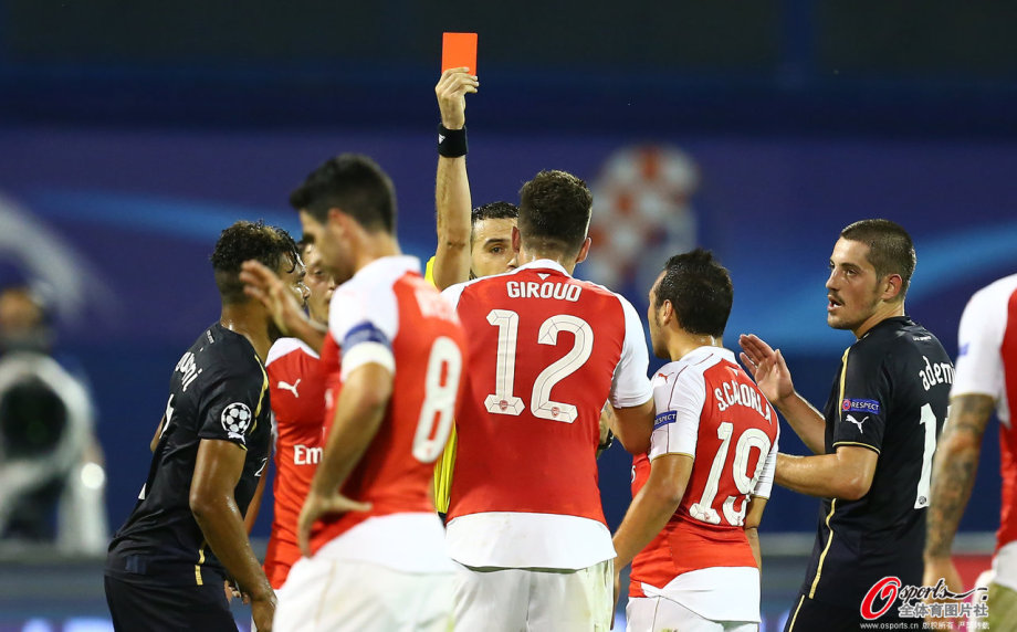 阿扎伦卡爆冷击败阿森纳,势不可挡引爆全场! 阿扎伦卡爆冷击败阿森纳,势不可挡引爆全场!