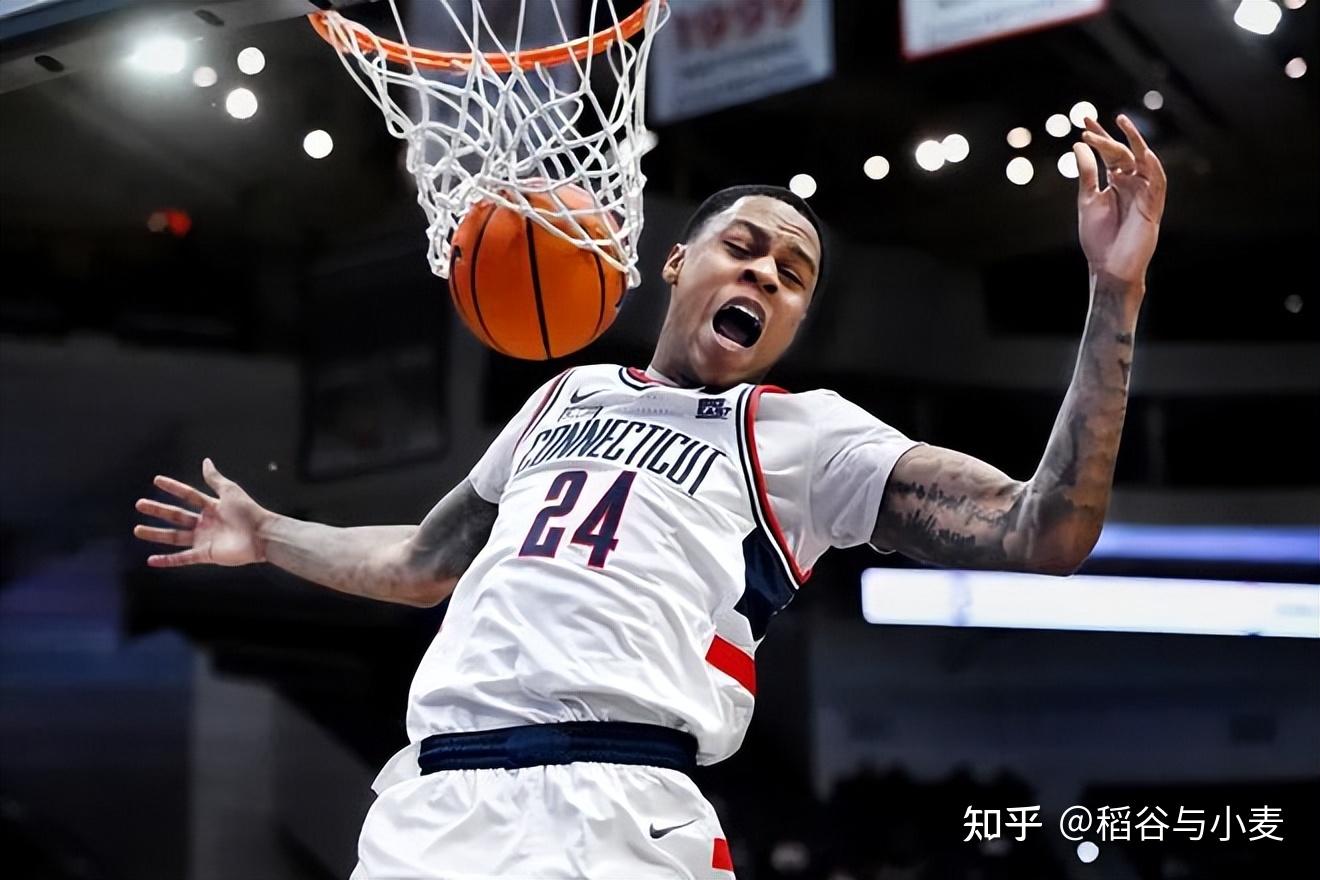 开云网页版登录入口-意外瞬间！JordanHawkins刷新历史NBA季后赛今日凌晨，网友热议：‘这才是巨星！’_
